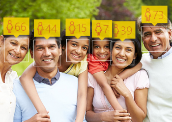How-Old.net – 由微軟開發的照片年齡辨識系統，上傳照片即可辨識人臉年齡
