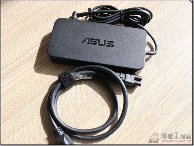 ASUS-ROG-G501J-07