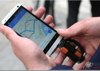 出門在外手機沒電怎麼辦？　2顆3號電池搭配《Nipper》救助你