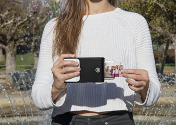 裝上它　你的iPhone或S5就立即變身成一台拍立得相機！