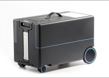 NUA Robotics　不僅可測量重量、還會自動跟著你走的智慧行李箱 - 電腦王阿達