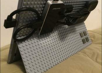 國外網友用LEGO積木改造Surface Pro 3的背蓋　大幅增添實用性！ - 電腦王阿達