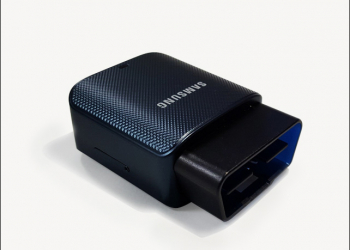 【MWC2016】只要接上這裝置　你的老車也能變成智慧車！ - 電腦王阿達