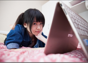 360度翻轉筆電　ASUS ZenBook Flip UX360CA開箱評測 - 電腦王阿達