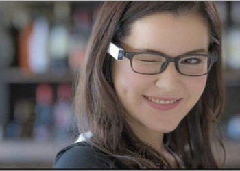 偷拍神器？眨眼相機 Blincam「啾咪」同時拍張照，一秒都不錯過 - 電腦王阿達