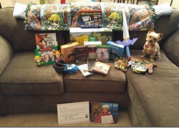 交換禮物遊戲結果來了一大箱　竟然是比爾蓋茲親選的禮物 - 電腦王阿達