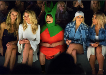 Instagram上這位老兄擁有 44.5 萬粉絲，所有相片全是以假亂真的合成照