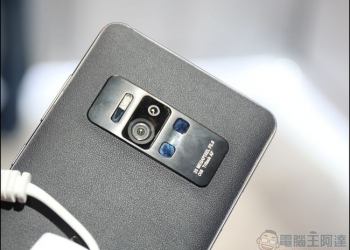 [ CES2017 ]華碩最新ZenFone AR智慧型手機現場動手玩！全球首款支援Tango與Daydream-ready