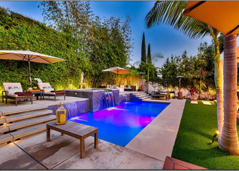 Airbnb 從平價住宅進軍高級住所，未來你可以預定別墅、渡假村甚至城堡