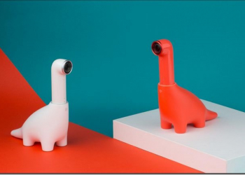 張嘉臨表示HTC RE2攝影機並不是單純的360全景攝影機，預定今年耶誕節推出 - 電腦王阿達