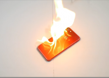 紅色iPhone 7能防火？　歷經11公斤黑火藥燃燒後依然正常運作 - 電腦王阿達