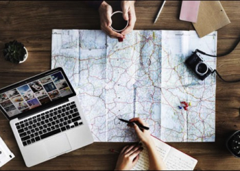 現在 Google Maps 中的評論會自動翻成中文了！英文不好的人出國也能輕鬆避免踩到地雷 - 電腦王阿達