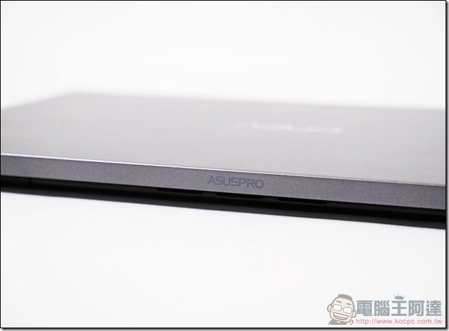 ASUSPRO B9440 開箱-09
