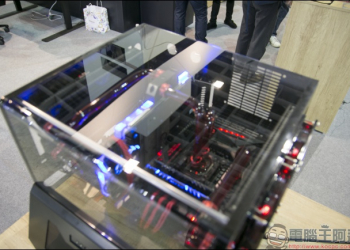 [COMPUTEX 2017] 聯力 LIAN-LI 帶來超長 PCI-E 訊號延伸排線、可升降桌面與新機殼跟大家見面 - 電腦王阿達