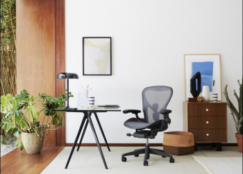 Herman Miller 公司這次沒有發表新椅子，卻帶來了 Live OS 雲端平台管理大家的桌椅