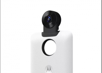 Moto 360 相機模組 現蹤迦納發表會，外型奇特而細節尚未明朗