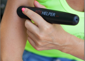 戶外活動蚊蟲叮咬好惱人， Bite Helper 止癢筆按一下就止你的癢