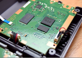 國外網友拆解 迷你超任　發現硬體規格與迷你任天堂相差無幾 - 電腦王阿達