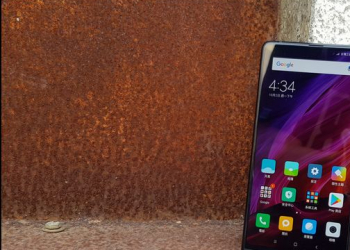 小米 MIX2 搶先動手玩