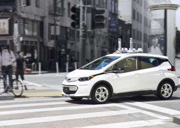 通用自動駕駛車一個月被撞了六次，但問題大都在人類身上