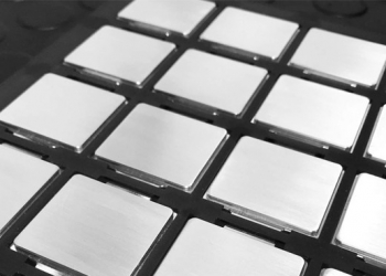 要價上看三萬塊， 德國玩家 販售改裝散熱膏與開過蓋的 Core i7-8700K 處理器