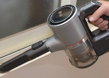 LG CordZero A9 無線手持吸塵器 開箱實測，灰塵、螨蟲通通一掃而空