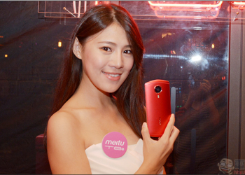 美圖T8s 正式登台，每個女性都會喜歡的美顏自拍手機