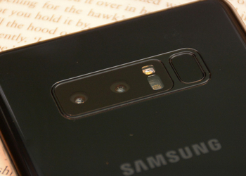 國外四款下半年話題旗艦手機 防手震錄影測試 ，Samsung Galaxy Note 8 大勝