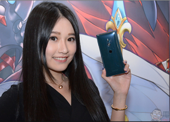 首款可4K HDR 錄影手機 Sony Xperia XZ2 連同多款配件，3 / 15 中午開放預購
