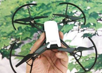 DJI Tello 迷你空拍機台灣3500元開賣，全國電子3月17日首賣，享雙重好禮!