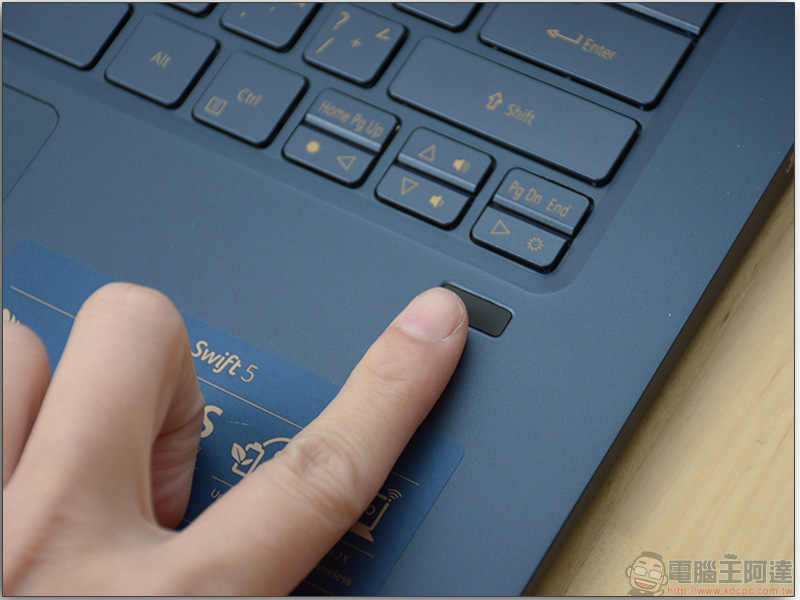 Acer Swift 5 輕薄商務筆電開箱評測 ，品味人士最愛的不凡質感 - 電腦王阿達