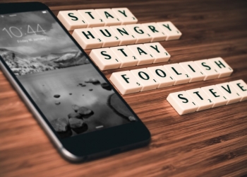 Apple 為去年第四季最賺錢的手機品牌 佔全球總獲利 86% - 電腦王阿達