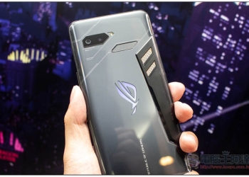 [ COMPUTEX 2018 ] 華碩首款電競手機 ROG Phone 快速動手玩 相關擴充遊戲配件 - 電腦王阿達