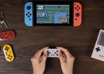 8Bitdo 推鑰匙圈大小的超可愛遊戲搖桿（Switch 跟 Android 都可用）