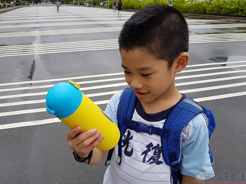 新一代 Gululu Talk 水精靈兒童智能水壺 ， 養成喝水好習慣還能聽故事 - 電腦王阿達