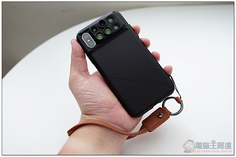 ShiftCam 2.0 開箱 實拍：iPhone X 滑動上膛，秒換外接鏡頭的強大手機殼 - 電腦王阿達