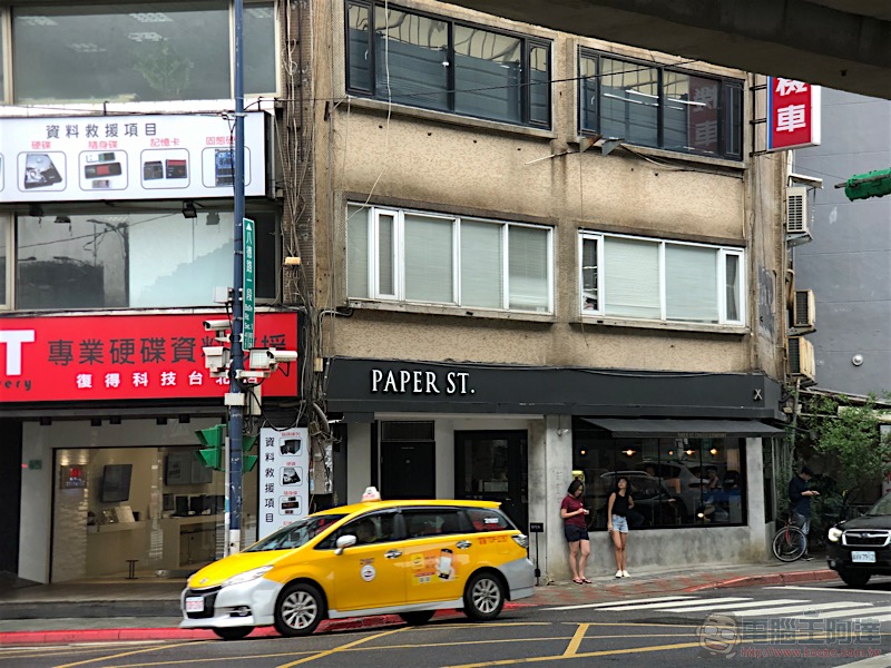 ShiftCam 2.0 開箱 實拍：iPhone X 滑動上膛，秒換外接鏡頭的強大手機殼 - 電腦王阿達