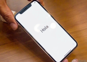 iPhone 終將 全無線化 ！？據報蘋果原打算移除 iPhone X 僅存的 Lightning 埠