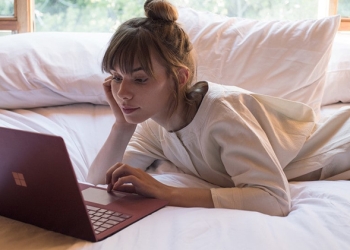 Surface Laptop 新規 加入，i5 128GB / 8GB 版享原 4GB RAM 價