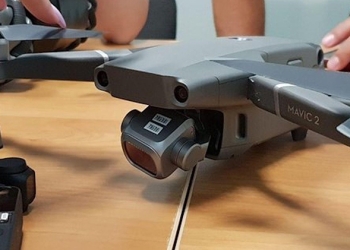 DJI Mavic 2 疑似實機照現身，掛了顆粗勇大顆的鏡頭