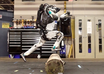 Boston Dynamics 機器人的性能升級影片 ，讓人類同時看到了未來與末日