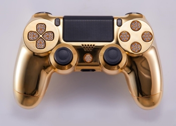 滿手盡握黃金把！ 鍍金加鑽石點綴 DUALSHOCK 4無線控制器 開放訂購