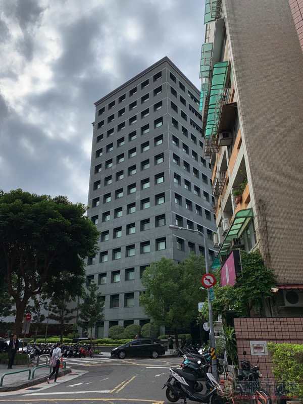 iPhone XR 開箱 實測 ：給你廣角人像的獨門功夫（評價 / 評測 / 測試 / 分析） - 電腦王阿達