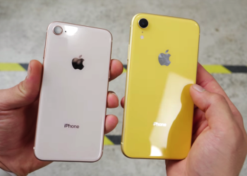 iPhone XR 摔落測試影片 令人意外的強悍，甚至比 iPhone Xs 還要耐摔（？） - 電腦王阿達