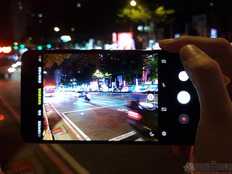 中階新機 Samsung Galaxy A9 上手實測、實拍，四鏡頭比你想的更厲害 - 電腦王阿達