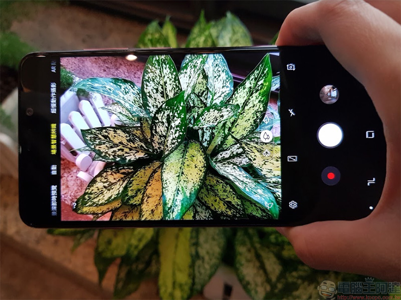 中階新機 Samsung Galaxy A9 上手實測、實拍，四鏡頭比你想的更厲害 - 電腦王阿達