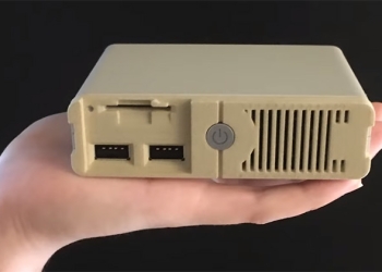 Unit-E 開發可玩經典 DOS 遊戲的 PC Classic ， 趕上流行的懷舊浪潮