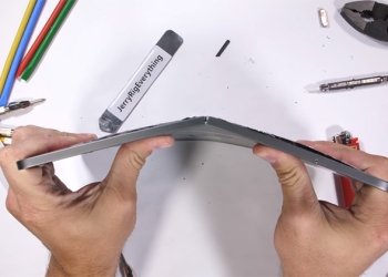 經測試發現新款 iPad Pro 容易彎折，使用者務必加強保護