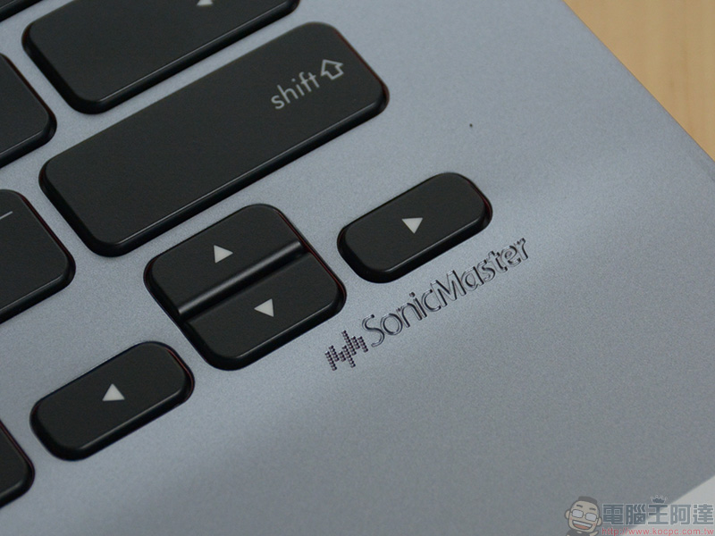 ASUS VivoBook S14 多彩輕薄筆電開箱、評測、實測， 輕巧展現你的自我主張 - 電腦王阿達