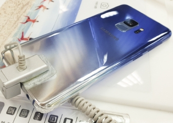 美呆！ Galaxy S9 冰藍漸變新色 實機曝光